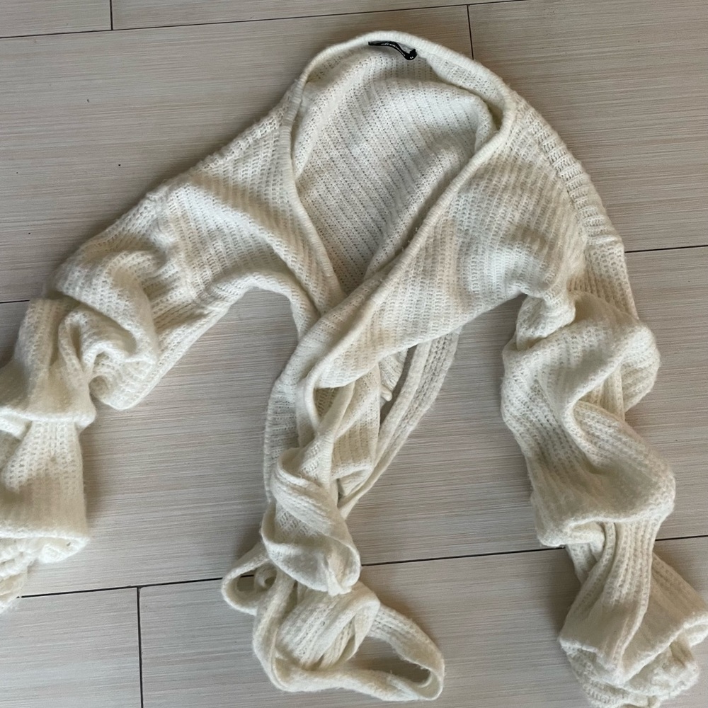 Crème tie wrap